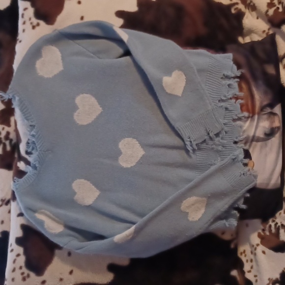 BELLE DU JOUR, SWEATER, WITH AEROPOSTALE HIGH RISE FLARE JEANS, SIZE 000. - Picture 3 of 15